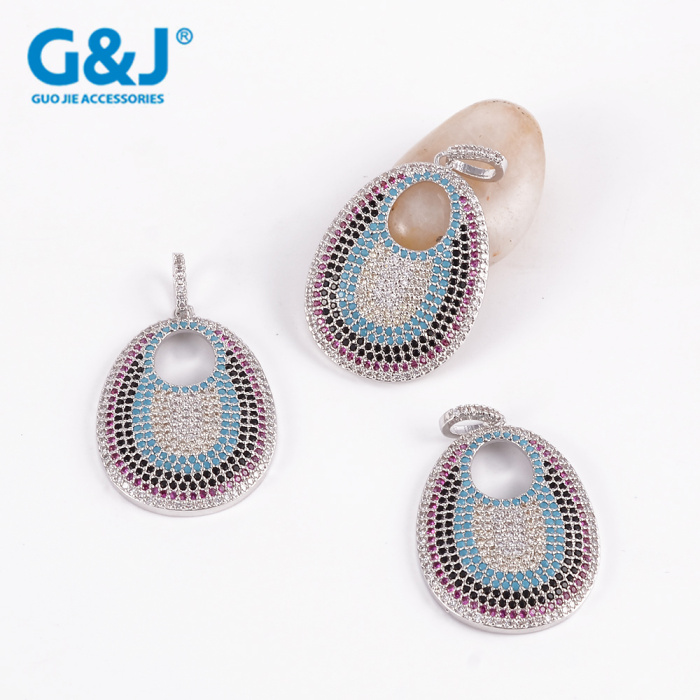 Boutique heat sale micro - set four-leaf blade necklace hang zircon neck chain hang piece DIY manual Boutique heat sale micro - set four-leaf blade necklace hang zircon neck chain hang piece DIY manual