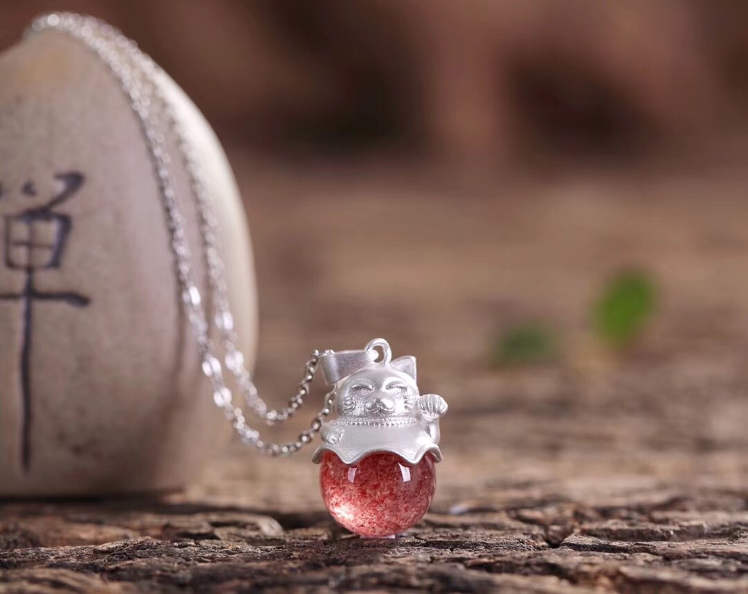 S925 sterling silver very lovely fortune cat strawberry crystal pendant fortune cat strawberry crystal necklace