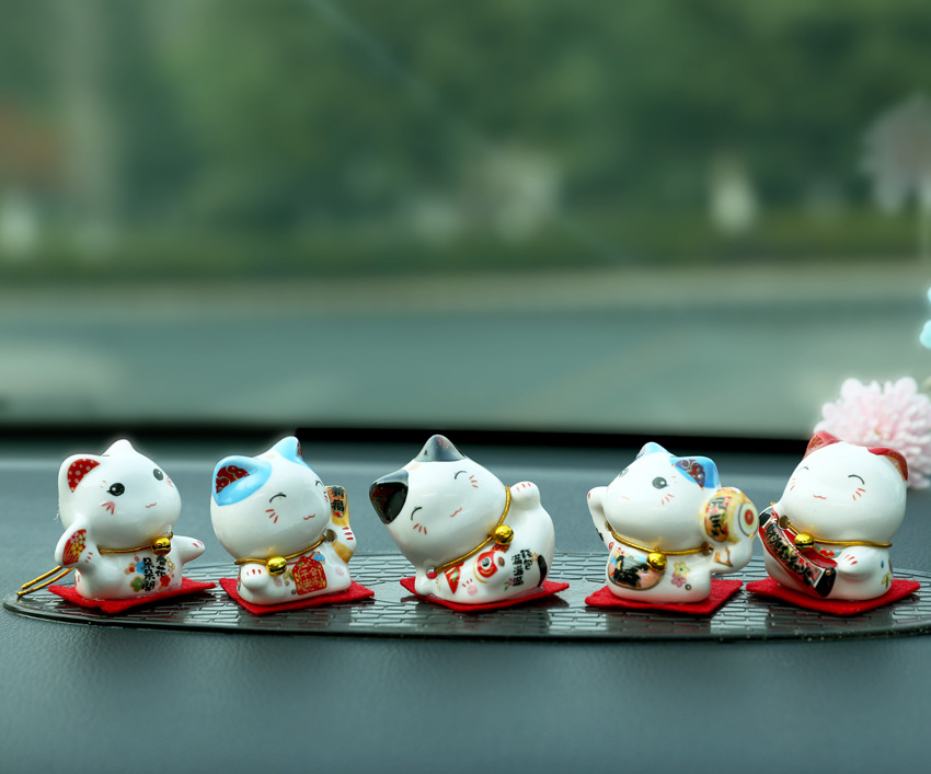 New ceramic cat set car decoration creative home car five fortune fortune cat decorations car accessories New ceramic cat set car decoration creative home car five fortune fortune cat decorations car accessories