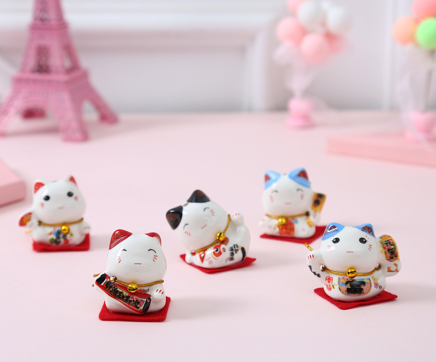 New ceramic cat set car decoration creative home car five fortune fortune cat decorations car accessories New ceramic cat set car decoration creative home car five fortune fortune cat decorations car accessories