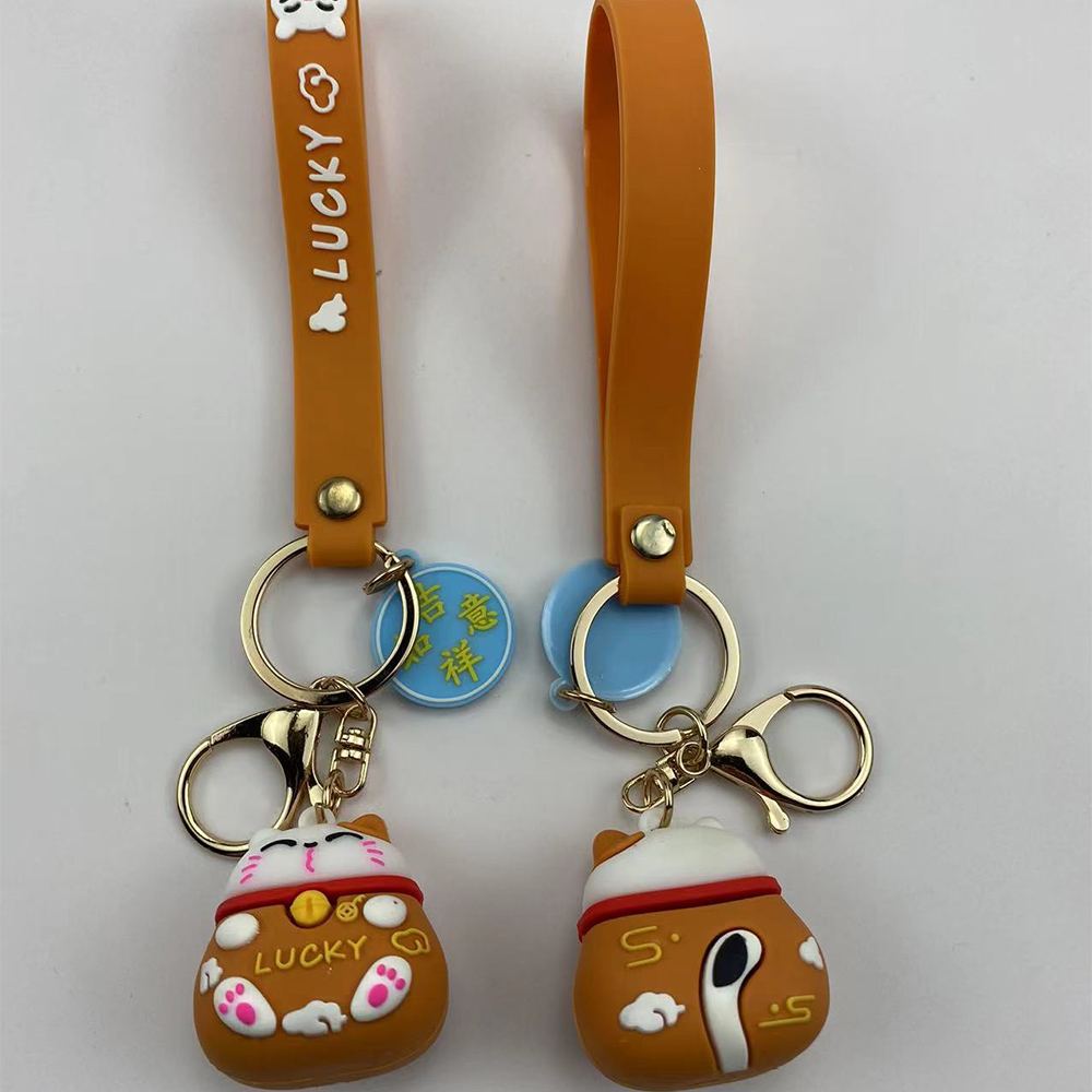 Cartoon Cute Fortune Cat Keychain Small Pendant PVC Soft Rubber Lucky Cars and Bags Ornament Keychain