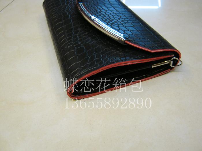 list price dirct selling lady wallet  hand bag messenger bag