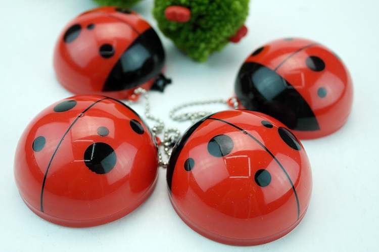 Cute cartoon creative beetles Strawberry cherry blossom soap box portable disposable SOAP flakes box