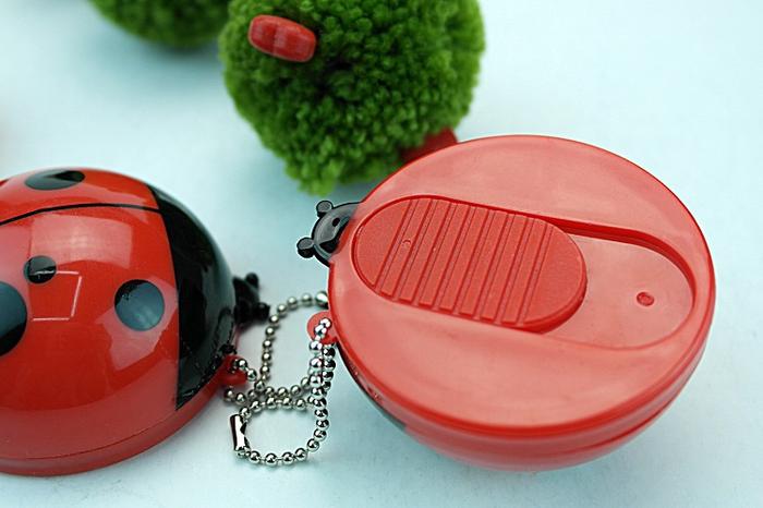 Cute cartoon creative beetles Strawberry cherry blossom soap box portable disposable SOAP flakes box