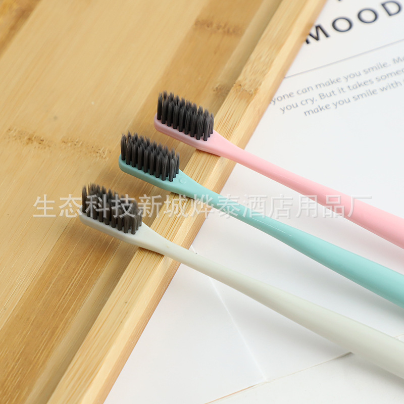 Disposable Toothbrush Hotel Tooth-Cleaners Two-in-One Hotel B & B Toiletries Disposable Slippers Soap in Stock Disposable Toothbrush Hotel Tooth-Cleaners Two-in-One Hotel B & B Toiletries Disposable Slippers Soap in Stock