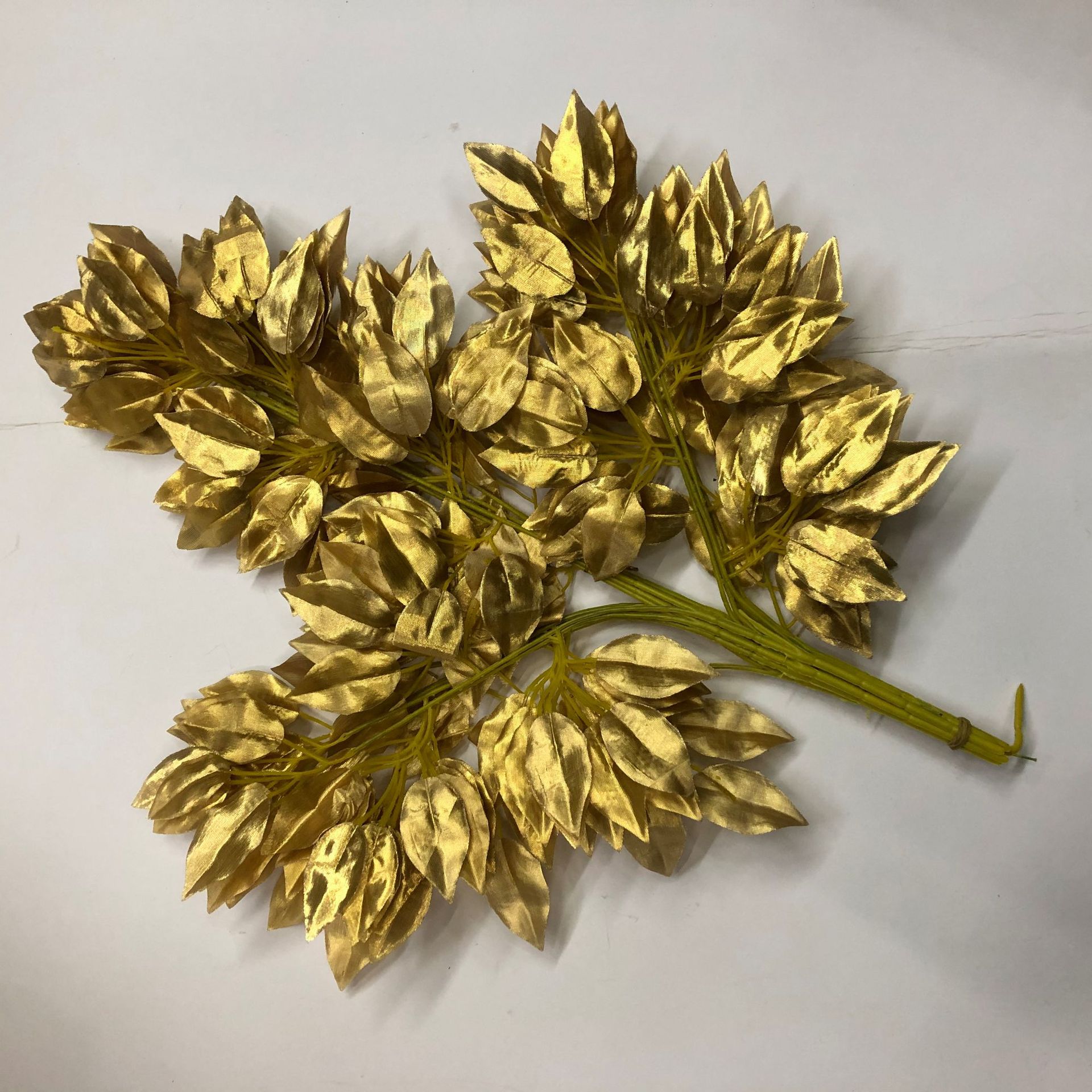Simulation Golden Banyan Leaves Simulation Banyan Tree Artificial Plants Golden Branches Fake Branches Decoration Engineering Yiwu Wholesale