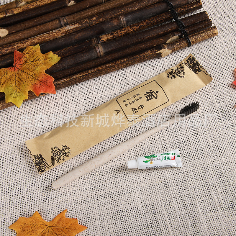 Disposable Toothbrush Hotel Tooth-Cleaners Two-in-One Hotel B &amp; B Toiletries Disposable Slippers Soap in Stock
