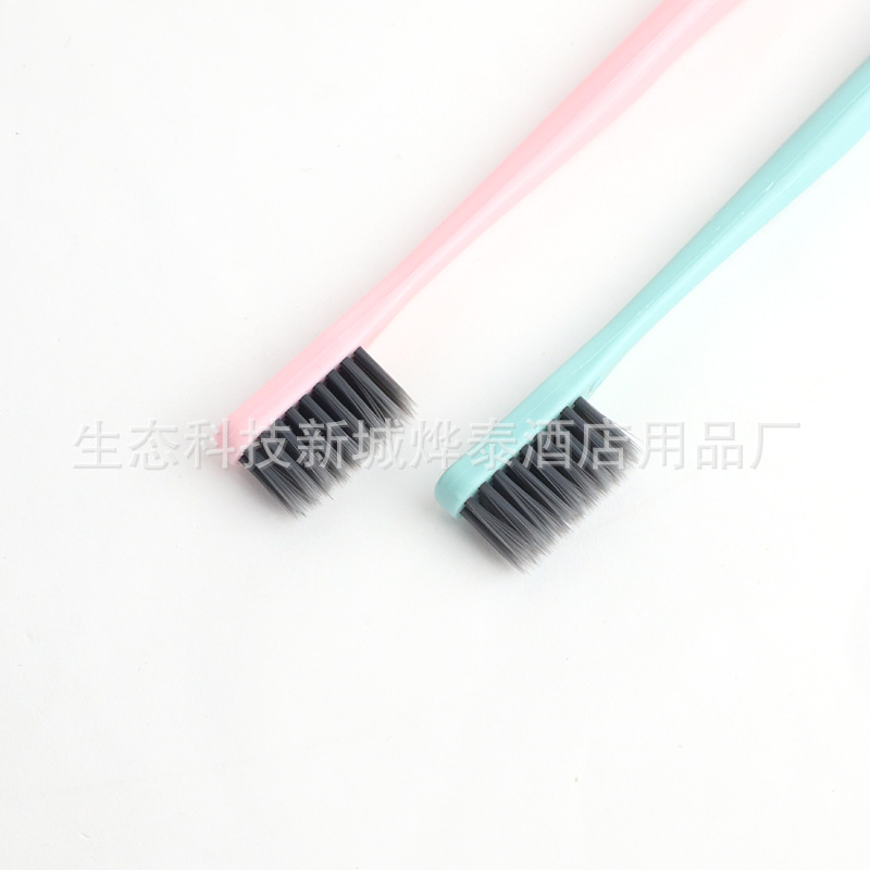 Disposable Toothbrush Hotel Tooth-Cleaners Two-in-One Hotel B &amp; B Toiletries Disposable Slippers Soap in Stock