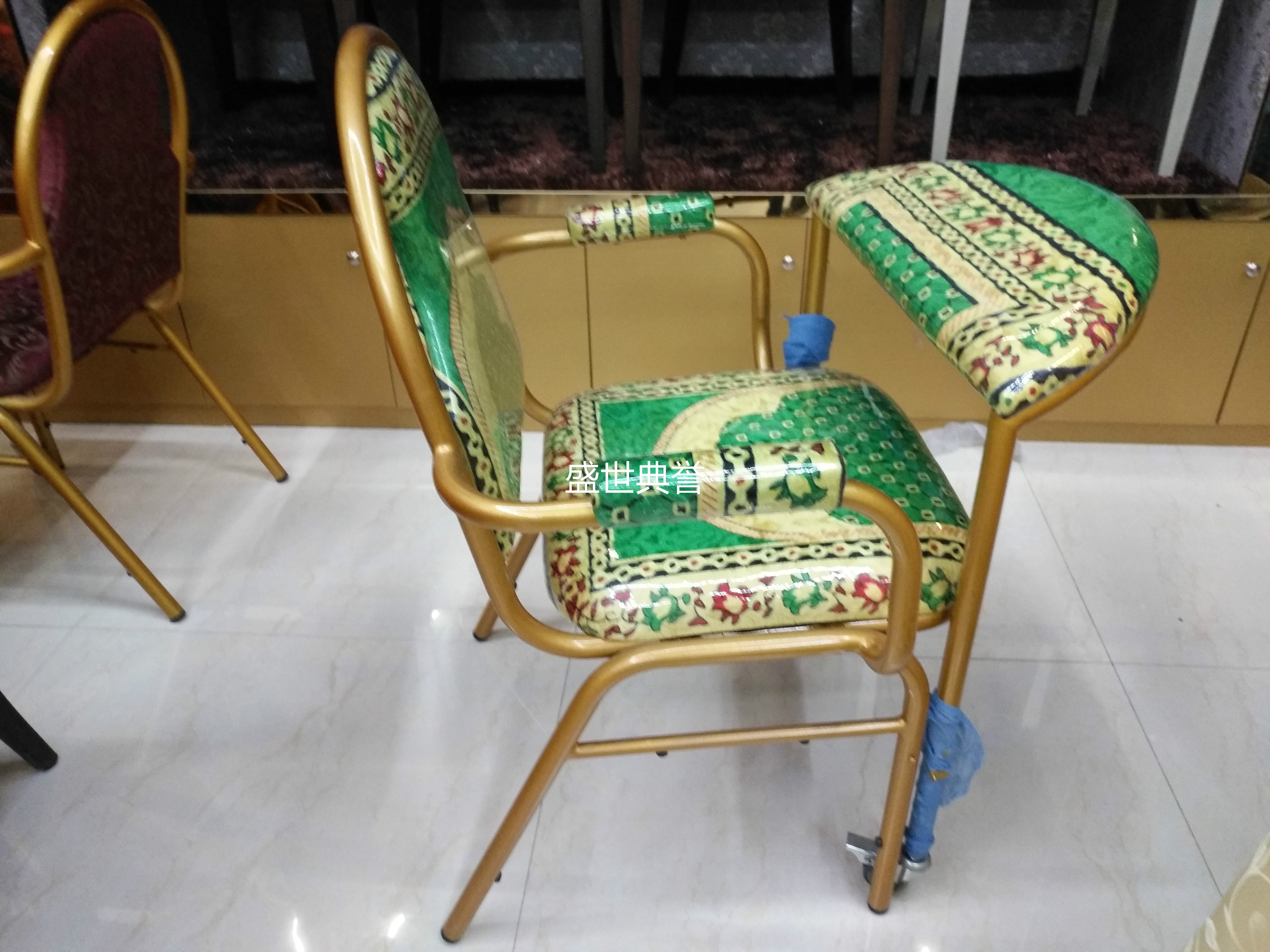 Yiwu foreign trade Muslim worship chair church prayer chair worship chair church chair prayer chair manufacturers custom