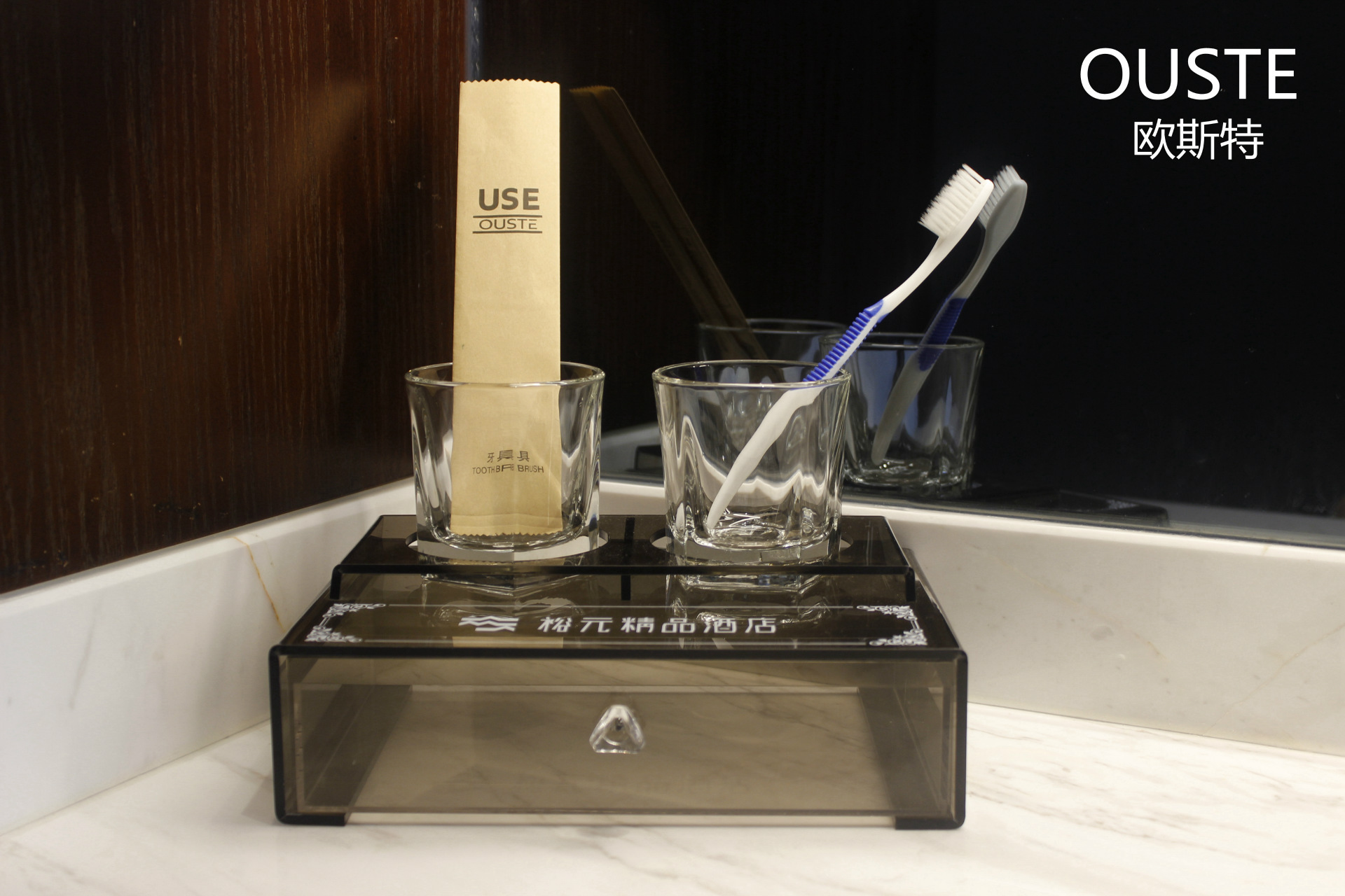 Ouste Hotel Club Home Disposable Toothbrush Toothpaste Soft Wool Kraft Paper Tooth-Cleaners Set