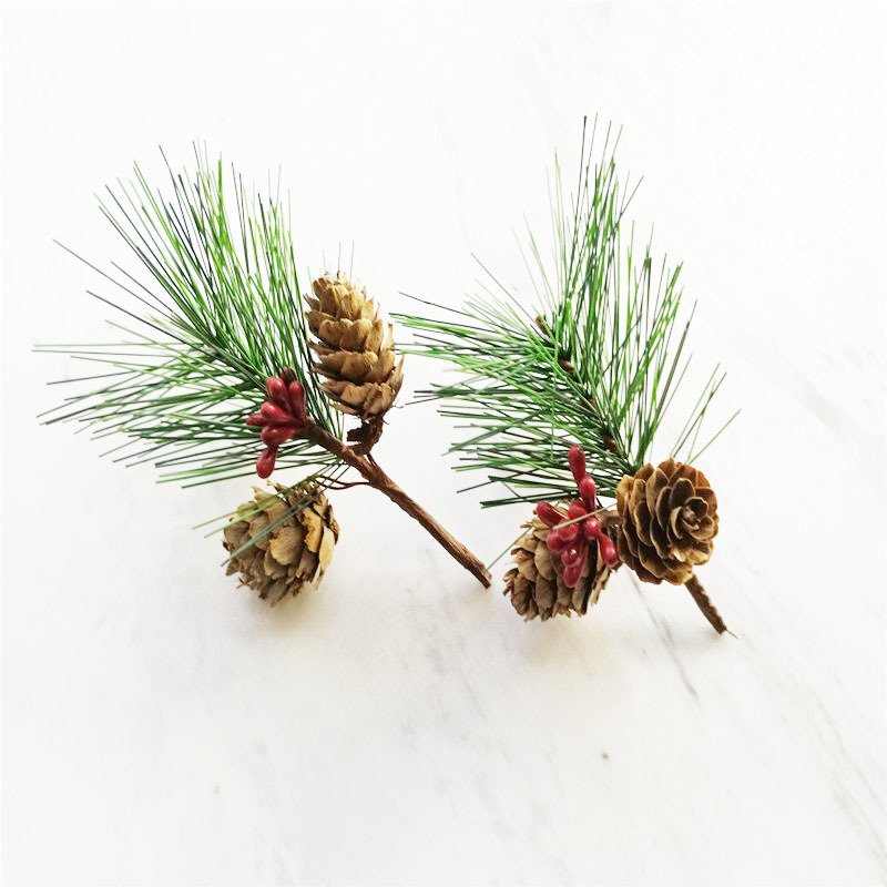 Christmas Decoration Bouquet DIY Garland Christmas Tree Matching Holiday Window Bar Scene Artificial Pine Cones Accessories Christmas Decoration Bouquet DIY Garland Christmas Tree Matching Holiday Window Bar Scene Artificial Pine Cones Accessories
