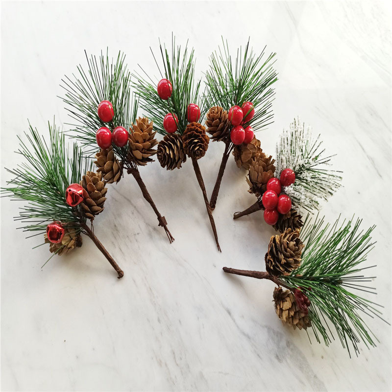 Christmas Decoration Bouquet DIY Garland Christmas Tree Matching Holiday Window Bar Scene Artificial Pine Cones Accessories Christmas Decoration Bouquet DIY Garland Christmas Tree Matching Holiday Window Bar Scene Artificial Pine Cones Accessories