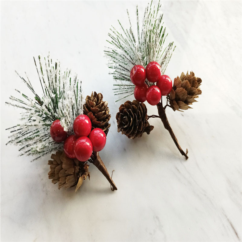 Christmas Decoration Bouquet DIY Garland Christmas Tree Matching Holiday Window Bar Scene Artificial Pine Cones Accessories Christmas Decoration Bouquet DIY Garland Christmas Tree Matching Holiday Window Bar Scene Artificial Pine Cones Accessories