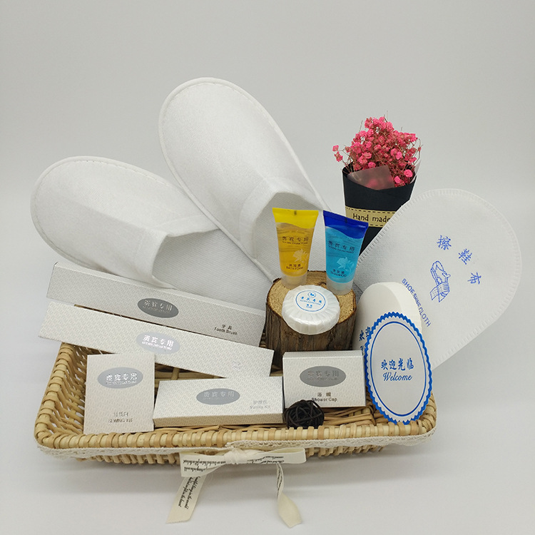 Hotel Disposable Tooth Set Comb Body Toiletries, Toothbrush Toothpaste Set Currently Available Wholesale Customizable