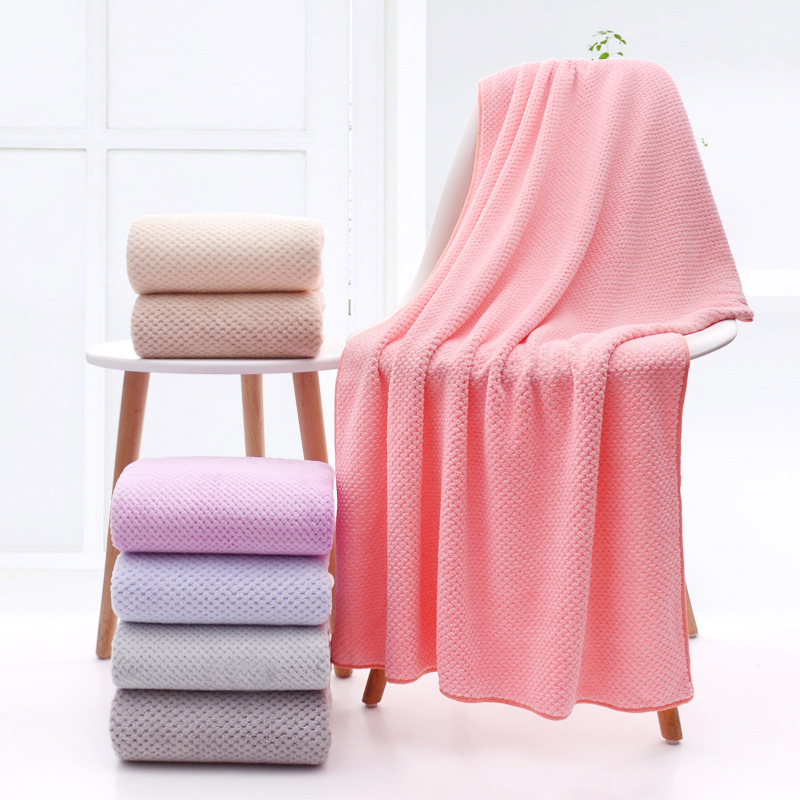 Pineapple Plaid Coral Velvet Bath Towel Men and Women Bathing Towel Factory Wholesale Wrapping Towel Absorbent Not Easy to Lint Large Kerchief