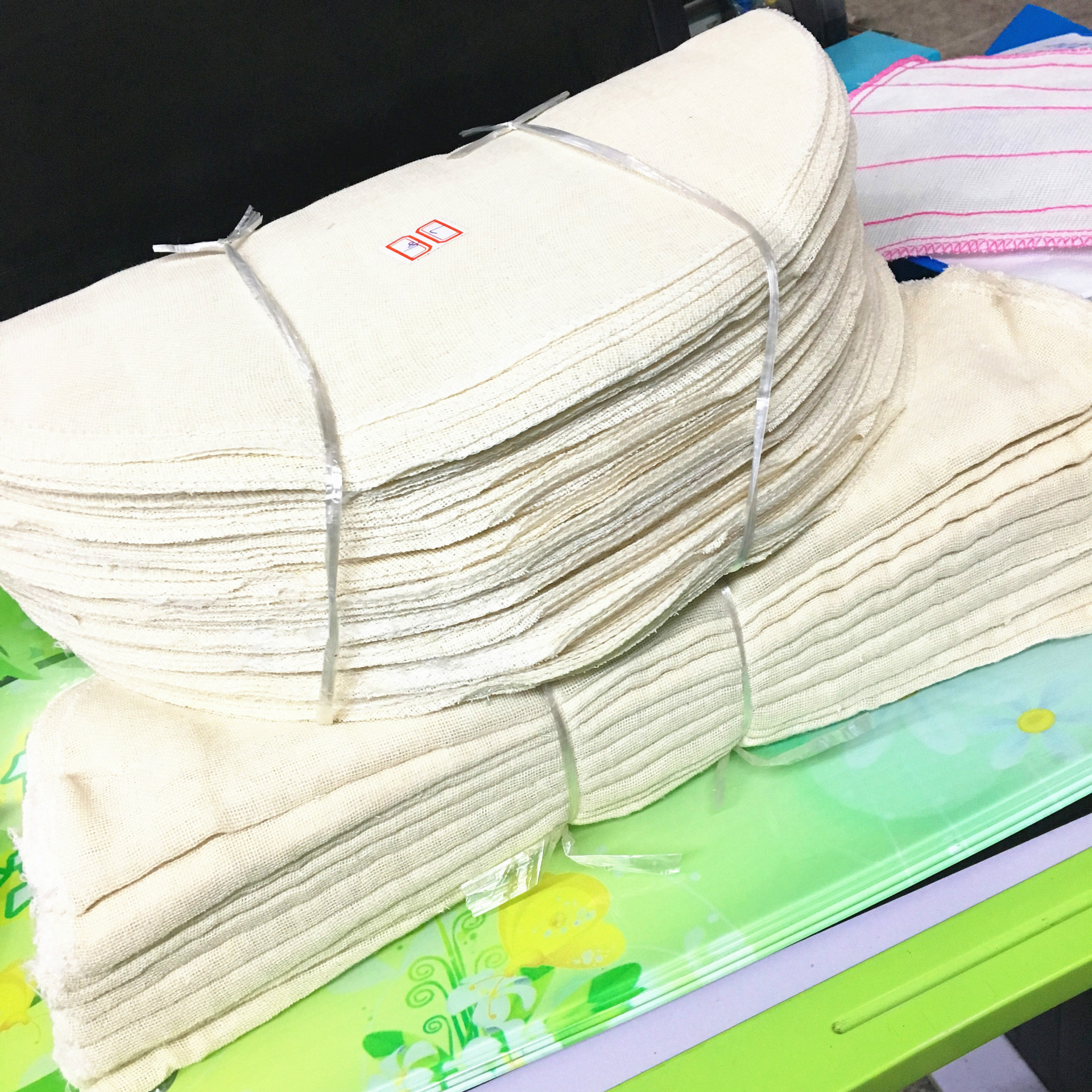 Yarn Steamer Cloth Edge-Covered Breathable Cage Tray Cloth Non-Stick Pan Gauze Filter Rice Cooking Steamed Stuffed Bun Tray Cloth Steamer Cloth Wholesale Yarn Steamer Cloth Edge-Covered Breathable Cage Tray Cloth Non-Stick Pan Gauze Filter Rice Cooking Steamed Stuffed Bun Tray Cloth Steamer Cloth Wholesale