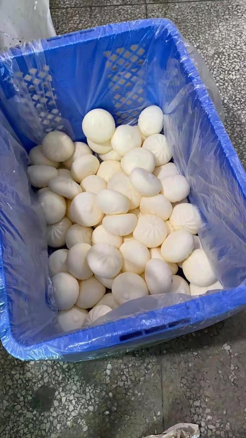 Simulation Big Steamed Stuffed Bun with Cage Action Figure Squeeze Steamed Stuffed Bun Toy TPR Cha Siu Bao Squeezing Toy Factory in Stock Simulation Big Steamed Stuffed Bun with Cage Action Figure Squeeze Steamed Stuffed Bun Toy TPR Cha Siu Bao Squeezing Toy Factory in Stock