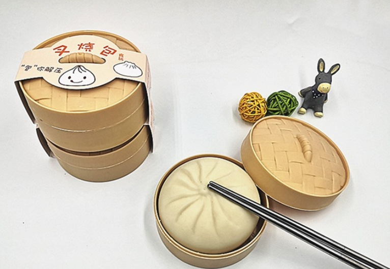 Simulation Big Steamed Stuffed Bun with Cage Action Figure Squeeze Steamed Stuffed Bun Toy TPR Cha Siu Bao Squeezing Toy Factory in Stock Simulation Big Steamed Stuffed Bun with Cage Action Figure Squeeze Steamed Stuffed Bun Toy TPR Cha Siu Bao Squeezing Toy Factory in Stock