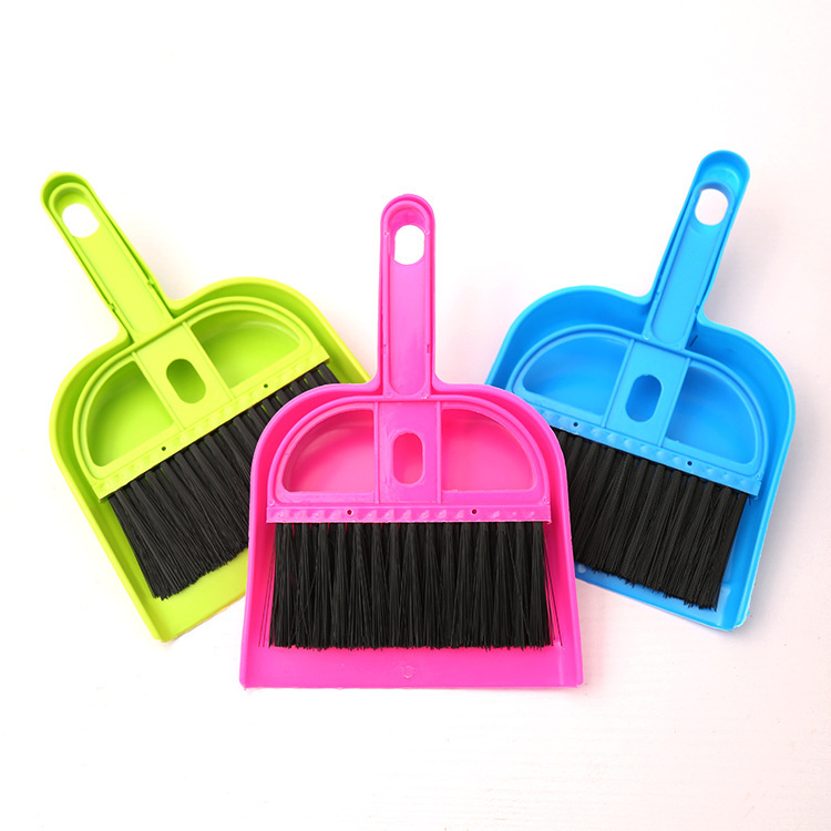 Hamster Cleaning Tool Broom Dustpan Cleaning Cage Brush Sawdust Manure Rabbit Totoro Small Pet Supplies Set