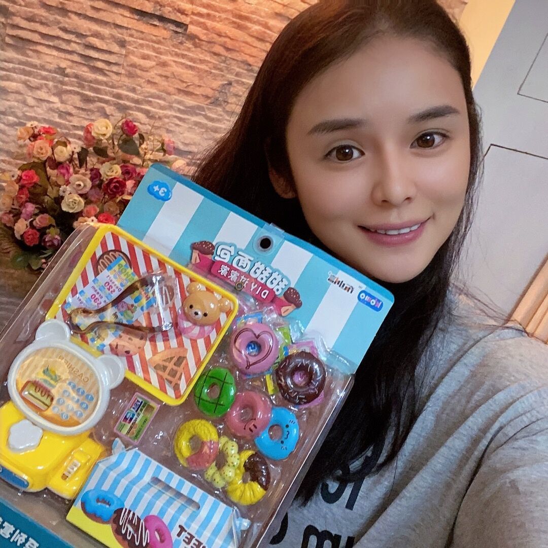 Children's Toys Girls Boys Play House Toys Cashier Cash Register Shopping Supermarket Dessert Cake Donut Children's Toys Girls Boys Play House Toys Cashier Cash Register Shopping Supermarket Dessert Cake Donut