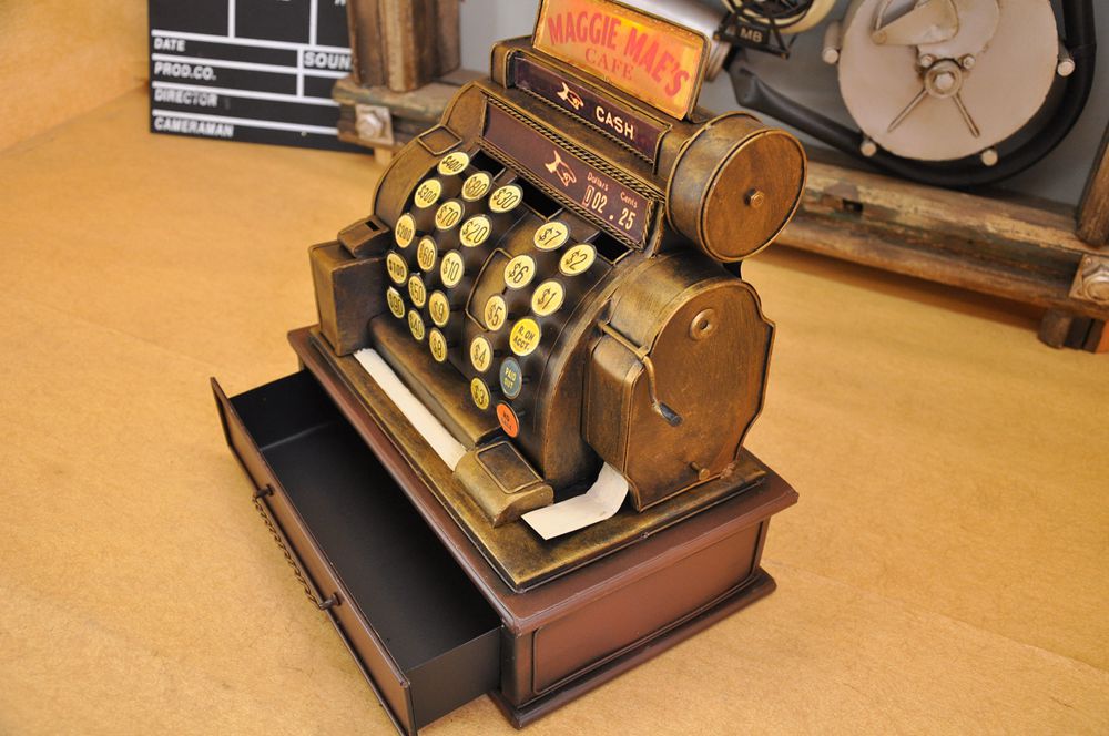 Retro old cash register model home soft decoration restaurant bar decorative arts and crafts. Retro old cash register model home soft decoration restaurant bar decorative arts and crafts.
