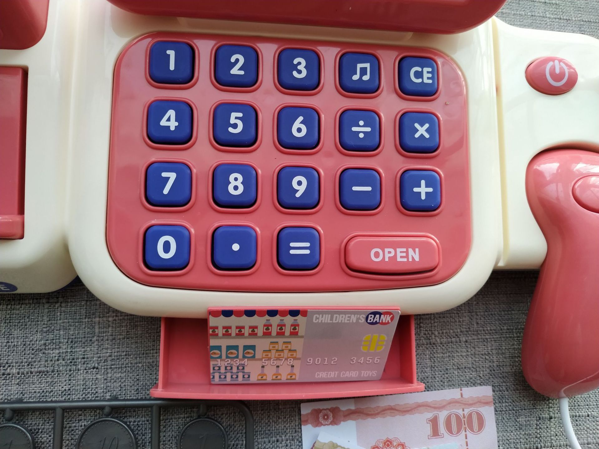 Cross-Border New Arrival Children Play House Supermarket Cash Register Intelligent Voice Scanning Card Swiping Multifunctional Baby Toys Cross-Border New Arrival Children Play House Supermarket Cash Register Intelligent Voice Scanning Card Swiping Multifunctional Baby Toys