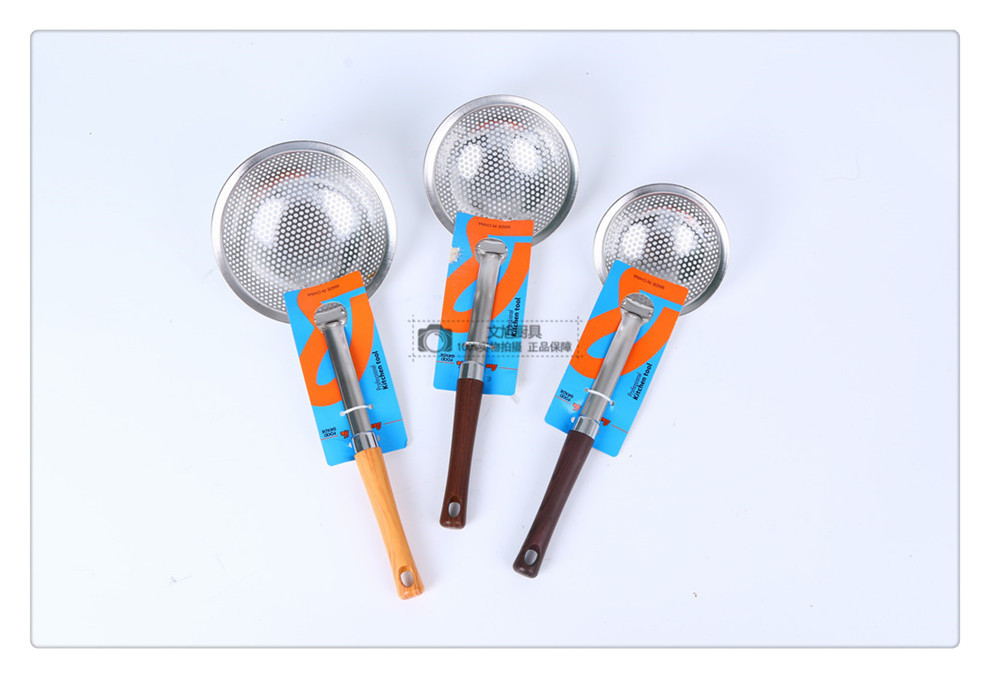Strainer Stainless Steel Strainer Household Kitchen Large Size Noodles Strainer Strainer Colander Fried Noodles Dredge Strainer Stainless Steel Strainer Household Kitchen Large Size Noodles Strainer Strainer Colander Fried Noodles Dredge