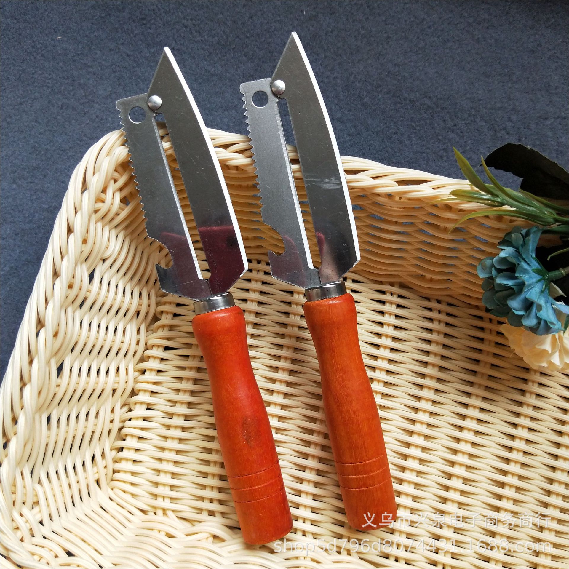 One Yuan and Two Yuan Peeler Multifunctional Paring Knife Peeler Peeling Knife Peeler Dual-Use Household Peeler One Yuan and Two Yuan Peeler Multifunctional Paring Knife Peeler Peeling Knife Peeler Dual-Use Household Peeler
