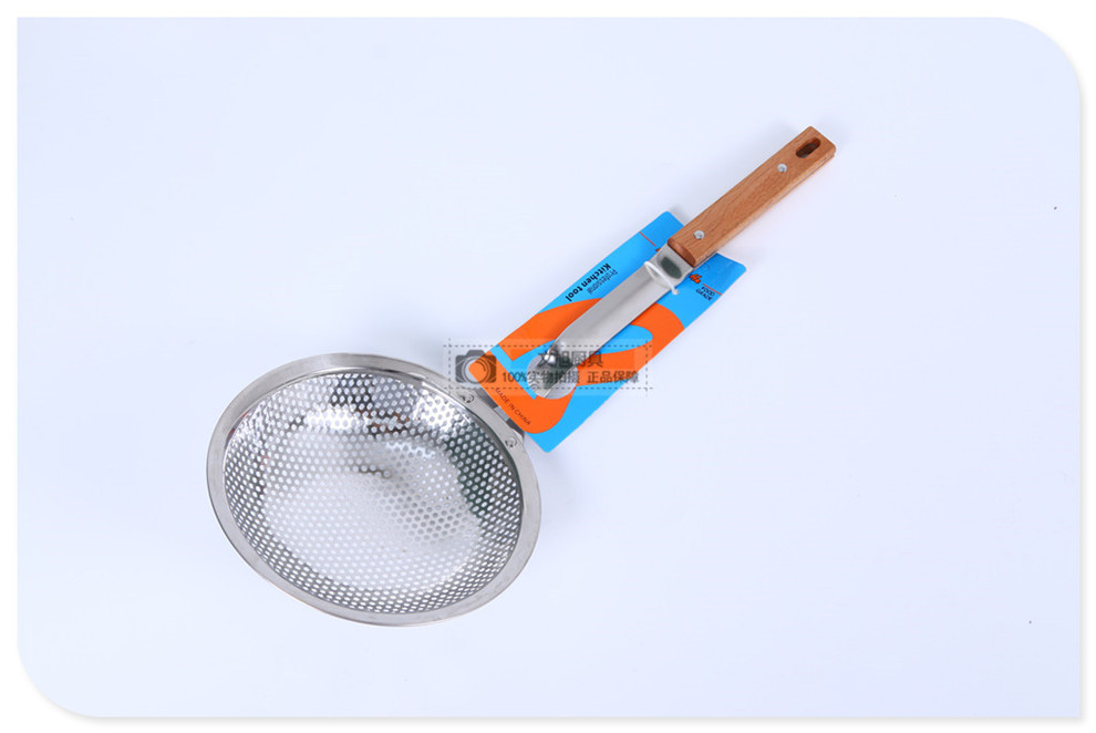 Household Kitchen Basket Strainer Strainer Noodle Strainer Frying Filter Short Handle Punching Deep Colander Household Kitchen Basket Strainer Strainer Noodle Strainer Frying Filter Short Handle Punching Deep Colander