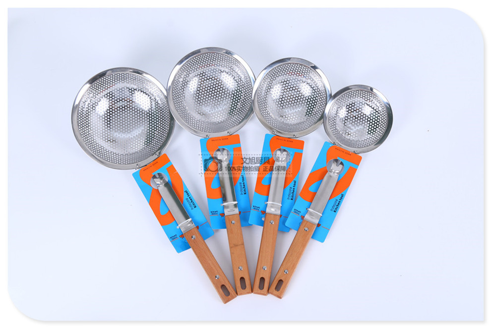 Household Kitchen Basket Strainer Strainer Noodle Strainer Frying Filter Short Handle Punching Deep Colander Household Kitchen Basket Strainer Strainer Noodle Strainer Frying Filter Short Handle Punching Deep Colander