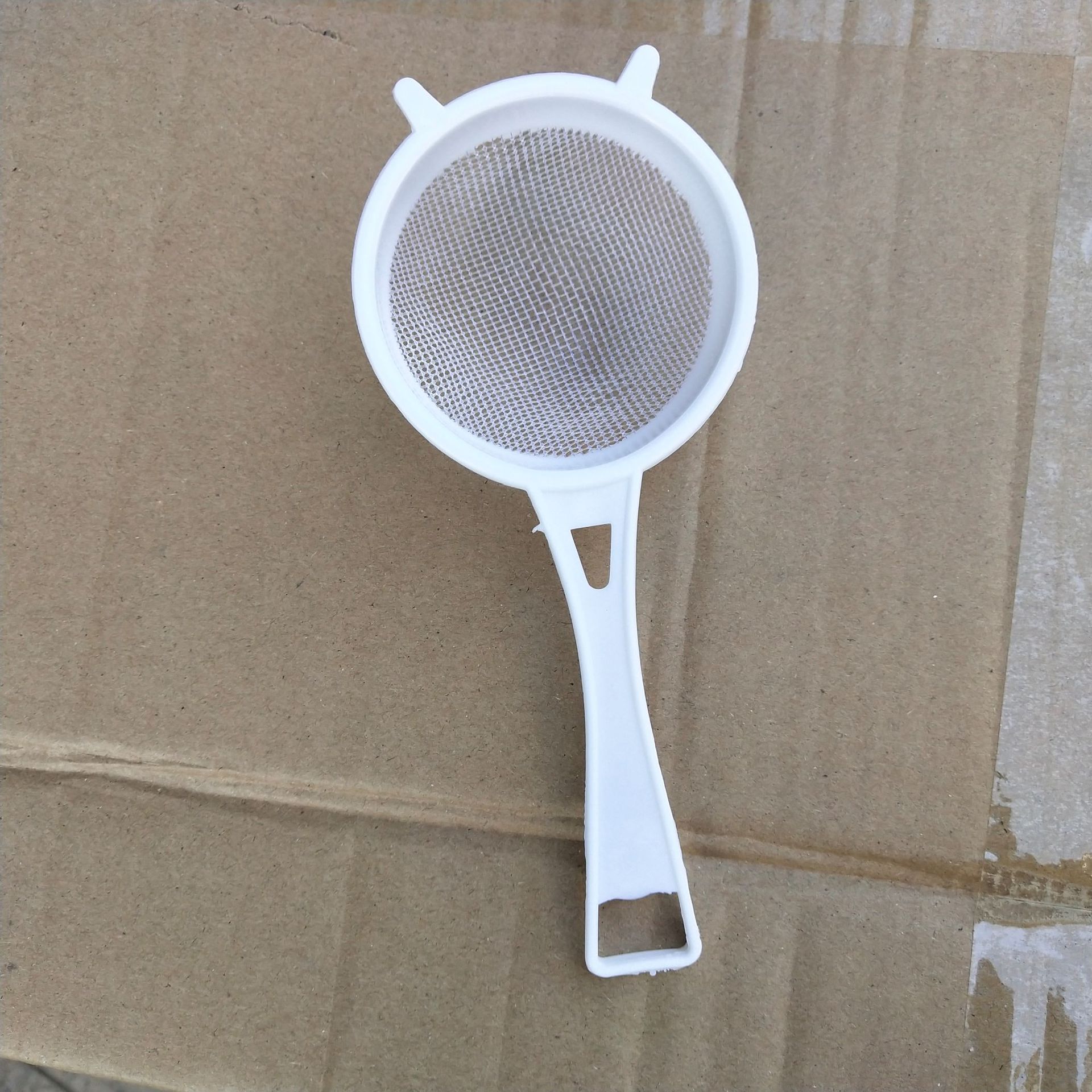New Plastic Colander Multi-Functional Strainer Oil Leakage Hot Pot Slotted Ladle Line Leakage Colander New Restaurant Kitchen Utensils New Plastic Colander Multi-Functional Strainer Oil Leakage Hot Pot Slotted Ladle Line Leakage Colander New Restaurant Kitchen Utensils