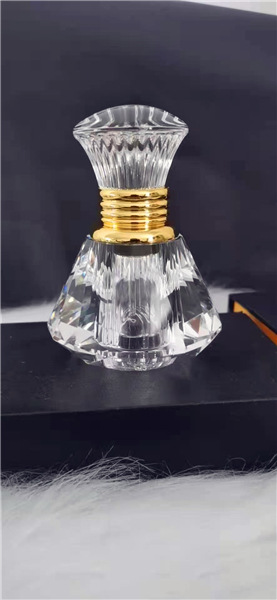 New Custom Middle East Crystal Glass Human Body Essential Oil Bottle Creative Crystal Decoration Perfume Bottle Cosmetic Bottle Fire Extinguisher Bottles New Custom Middle East Crystal Glass Human Body Essential Oil Bottle Creative Crystal Decoration Perfume Bottle Cosmetic Bottle Fire Extinguisher Bottles