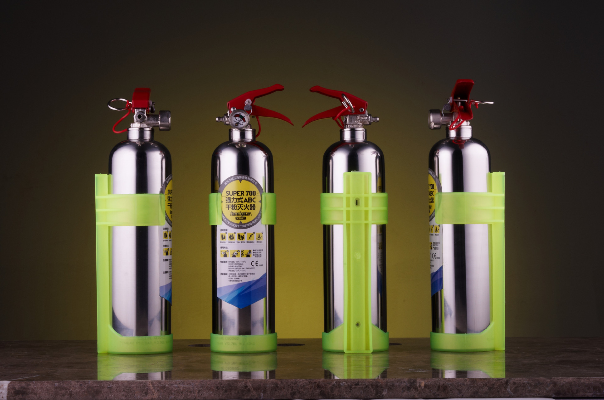 Portable dry powder fire extinguisher portable mini stainless steel portable 700G Portable dry powder fire extinguisher portable mini stainless steel portable 700G