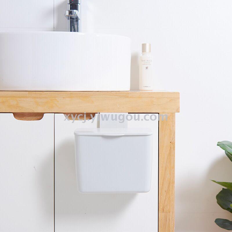 No punching can be attached to the bathroom water tank shelf No punching can be attached to the bathroom water tank shelf
