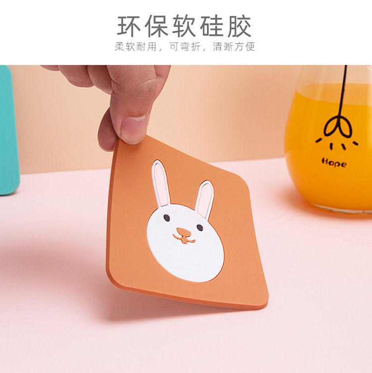 Creative Style Cartoon Non-Slip Placemat Anti-Scald Spot Soft PVC Cup Mat High Temperature Resistant Heat Insulation Silica Gel Pad in Stock Wholesale