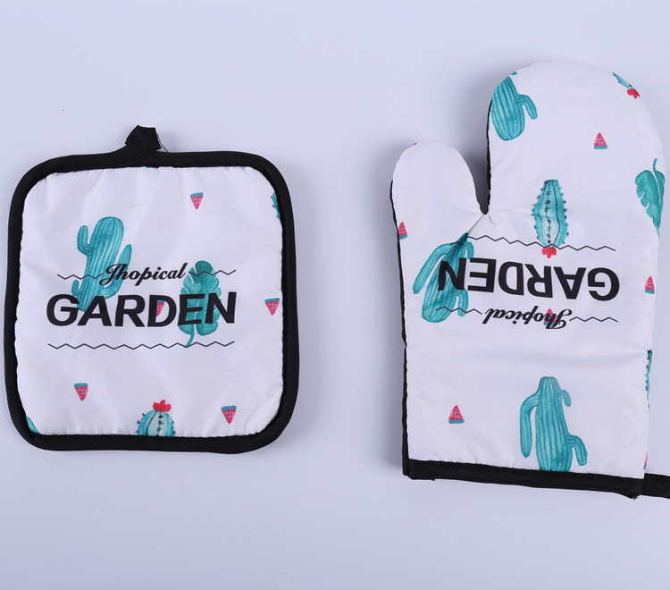 Kitchen Microwave Oven Heat Insulation Anti-Hot Gloves Microwave Insulation Pad High Temperature Resistant Oven Anti-Scald Baking Gloves
