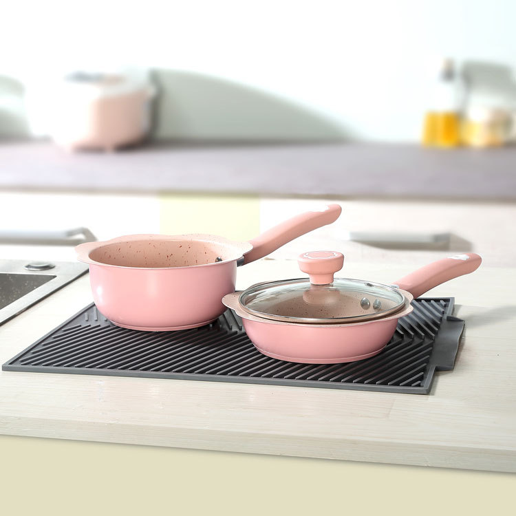 Spot Supply 324G Large Silicone Draining Pad Kitchen Multi-Functional Heat Insulation Drying Mat Kitchen Supplies