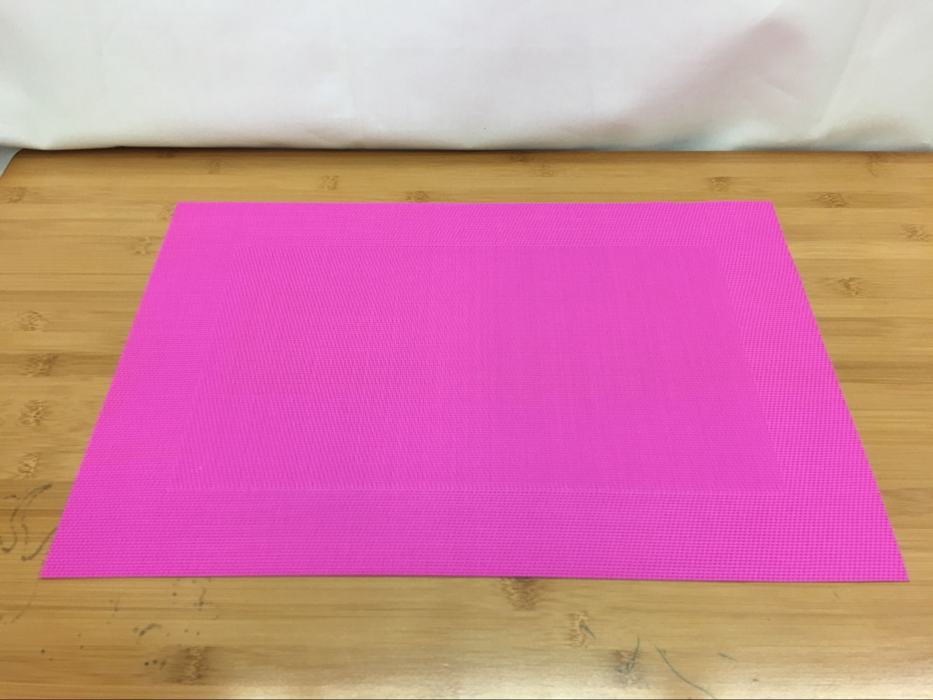 Square environment - friendly dining mat PVC western European food heat insulation pad rectangular Japanese style simple table mat cup mat use mat Square environment - friendly dining mat PVC western European food heat insulation pad rectangular Japanese style simple table mat cup mat use mat