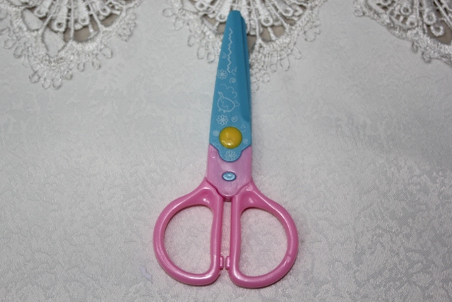 Kai-Bo metal factory in Yiwu KAIBO 8,021 lace plastic scissors scissors