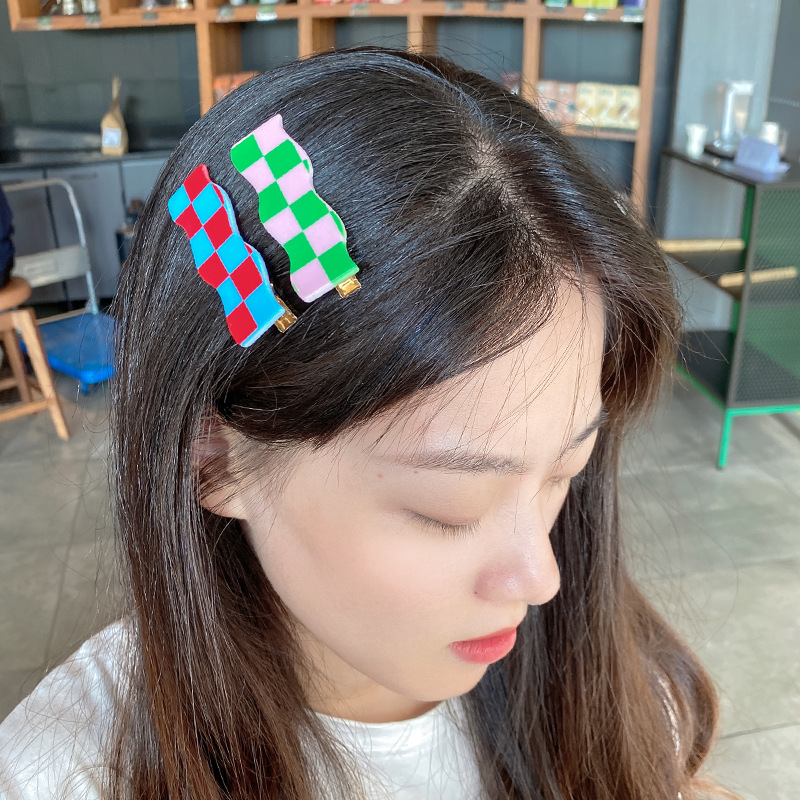 New Wave Chessboard Plaid Barrettes Sweet All-Matching Bang Clip Color Plaid Hair Clip Side Clip Internet Celebrity Hair Accessories Female Fashion New Wave Chessboard Plaid Barrettes Sweet All-Matching Bang Clip Color Plaid Hair Clip Side Clip Internet Celebrity Hair Accessories Female Fashion