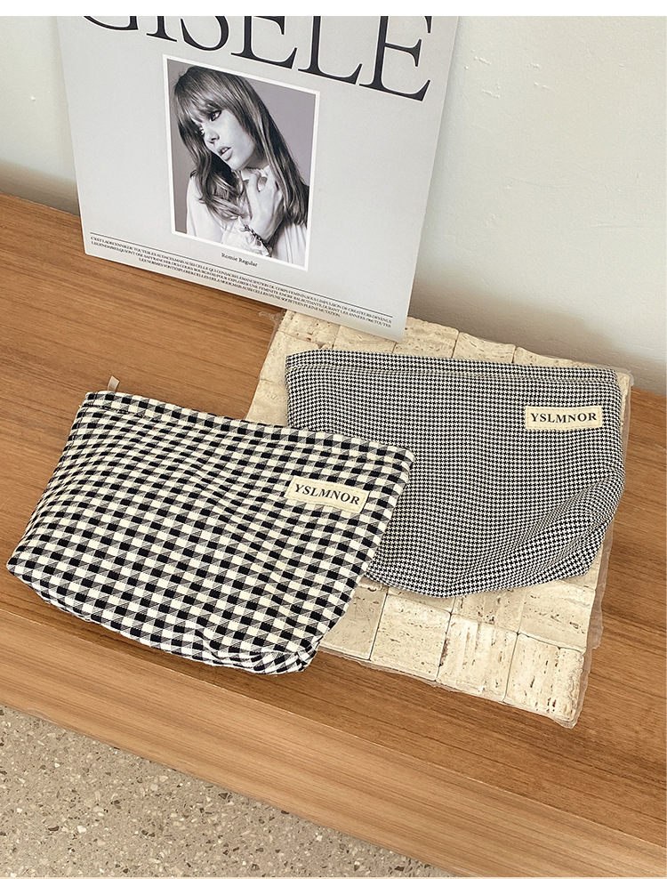 Cosmetic Bag Hand-Held Flat Bag Portable Korean Storage Bag Cosmetics Storage Bag Can Be Customized Logo Factory Foreign Trade Cosmetic Bag Hand-Held Flat Bag Portable Korean Storage Bag Cosmetics Storage Bag Can Be Customized Logo Factory Foreign Trade