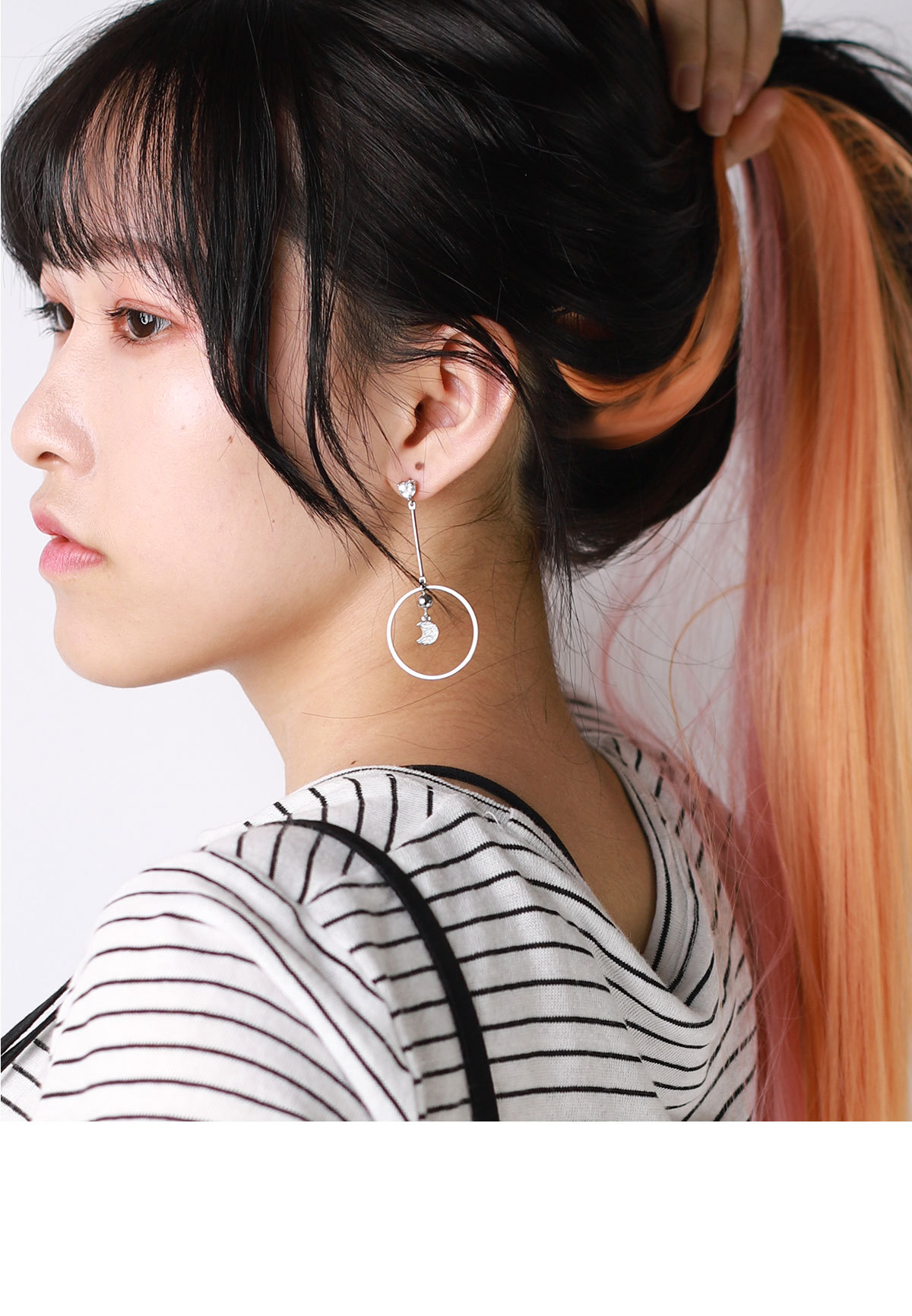 Color Ear Dye Wig Set Matte High-Temperature Fiber Seamless One Piece Hair Extension Wig Set Female Long Hair Short Hair Pieces Color Ear Dye Wig Set Matte High-Temperature Fiber Seamless One Piece Hair Extension Wig Set Female Long Hair Short Hair Pieces