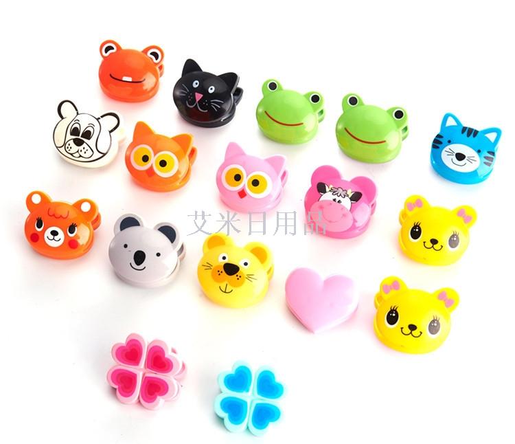 BYT-3 red panda plastic clip cartoon clip creative kitchen food cute cartoon seal clip BYT-3 red panda plastic clip cartoon clip creative kitchen food cute cartoon seal clip