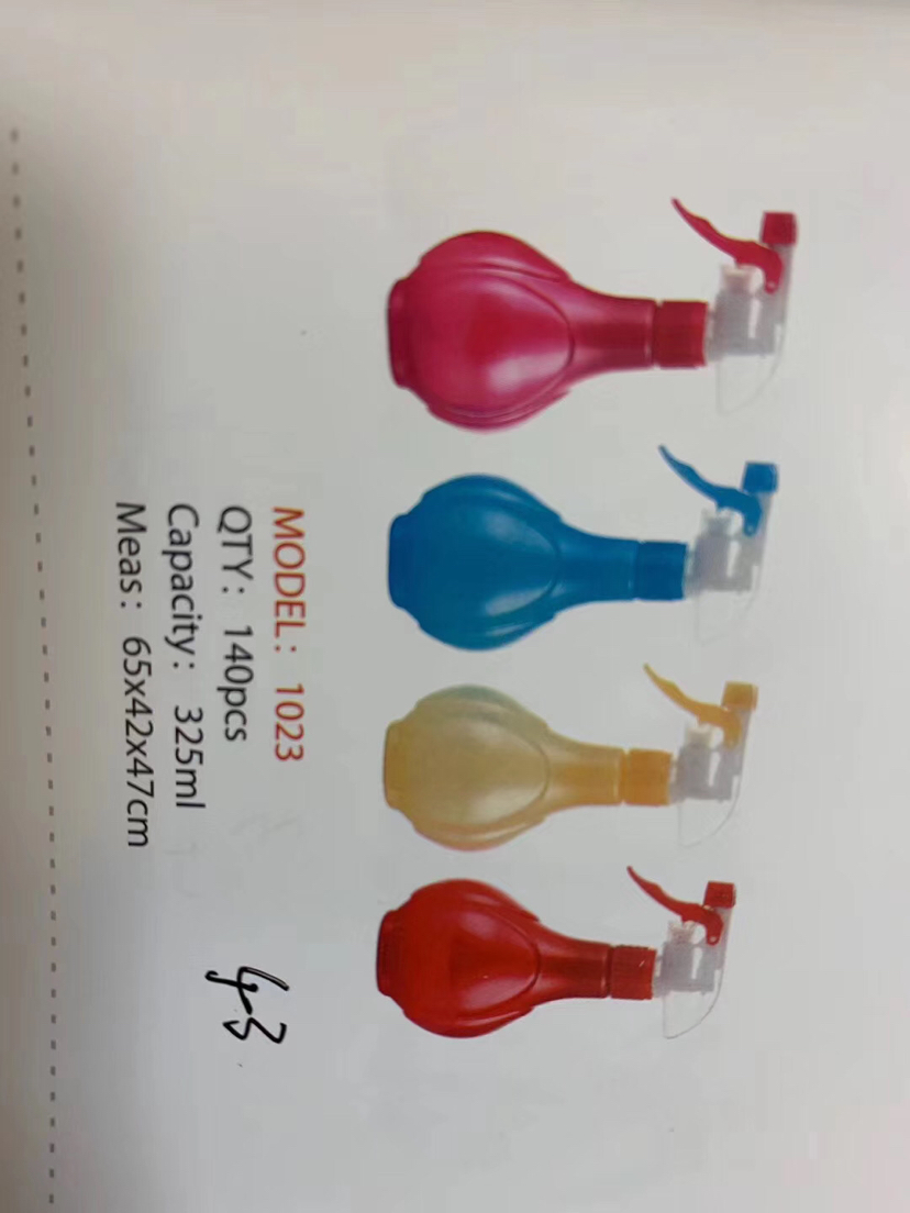 Plastic sprayer hand clasp pearlescent spray bottle Plastic sprayer hand clasp pearlescent spray bottle