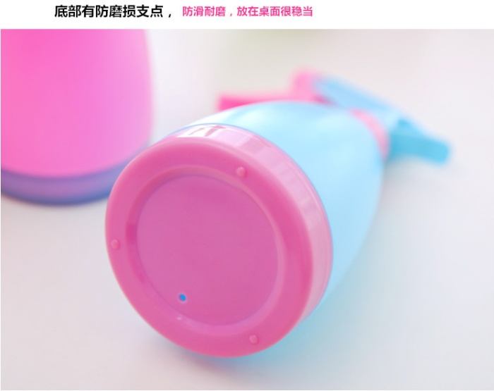 Candy colored watering can watering can hand pressure type plastic sprayer small watering pot watering can
