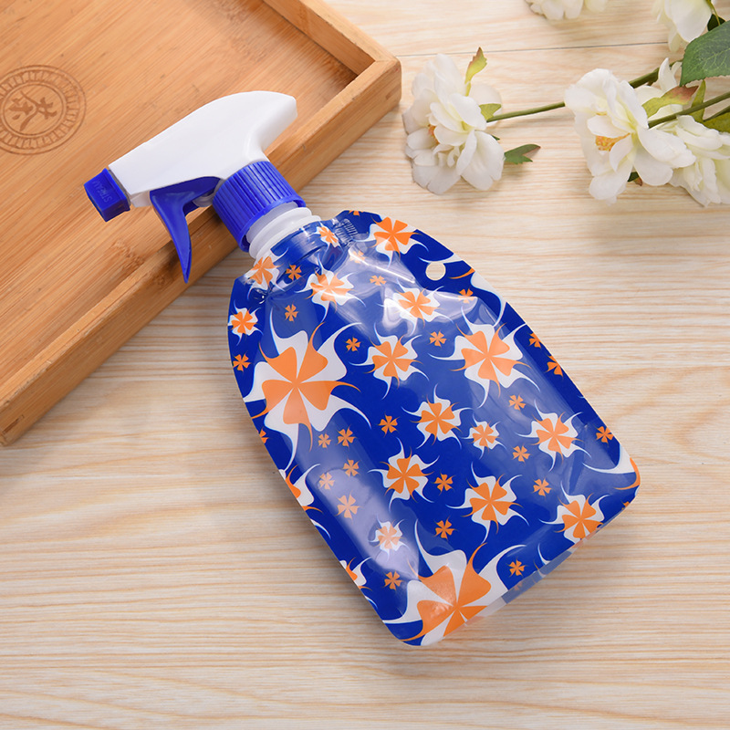 Folding flower watering can plastic hand - pressed watering can portable Folding sprayer to printing the spray bottle