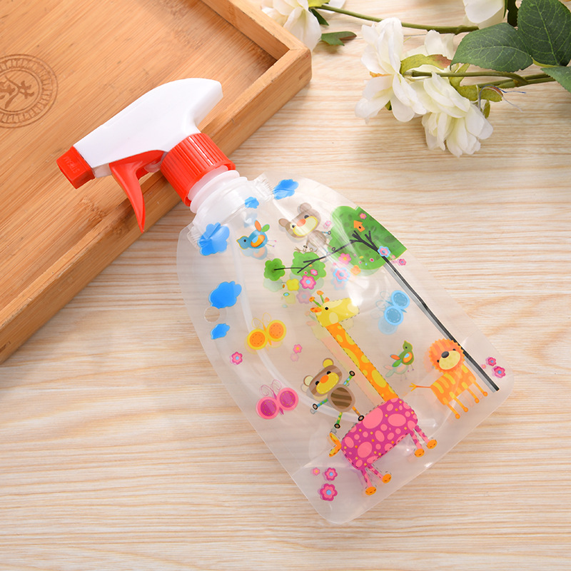 Folding flower watering can plastic hand - pressed watering can portable Folding sprayer to printing the spray bottle