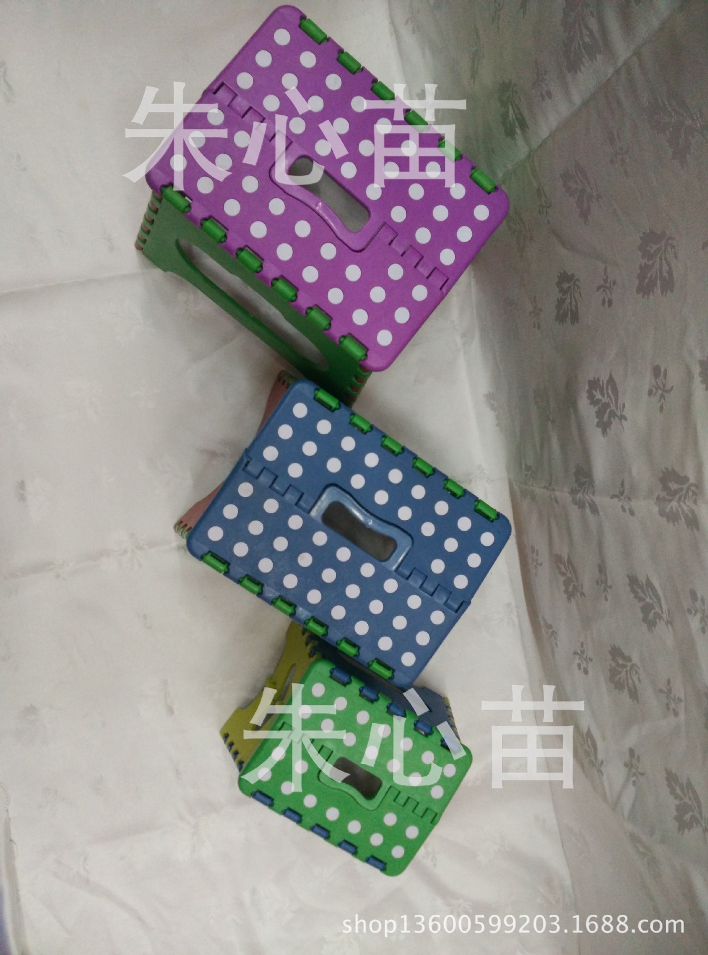 Manufacturer wholesale size portable plastic folding stool plastic cartoon stool plastic children folding stool
