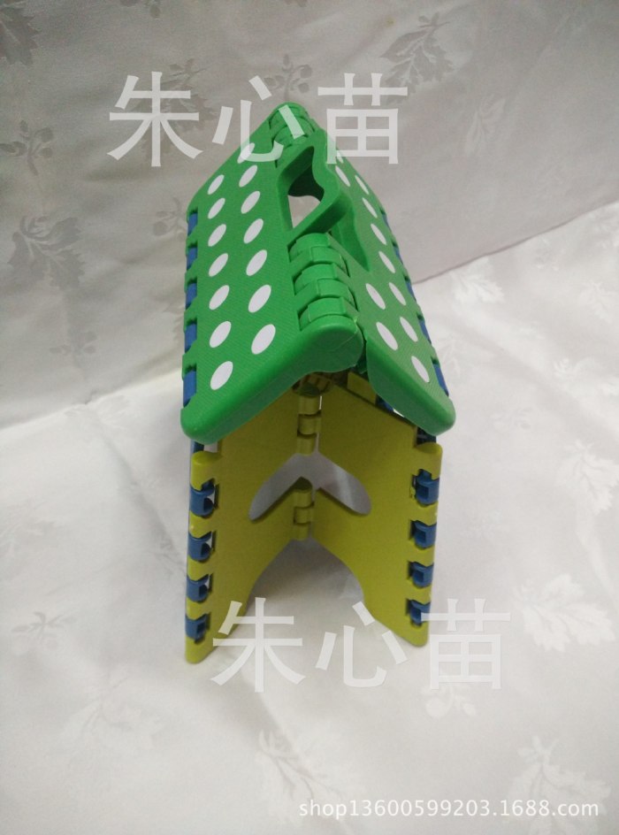 Manufacturer wholesale size portable plastic folding stool plastic cartoon stool plastic children folding stool Manufacturer wholesale size portable plastic folding stool plastic cartoon stool plastic children folding stool