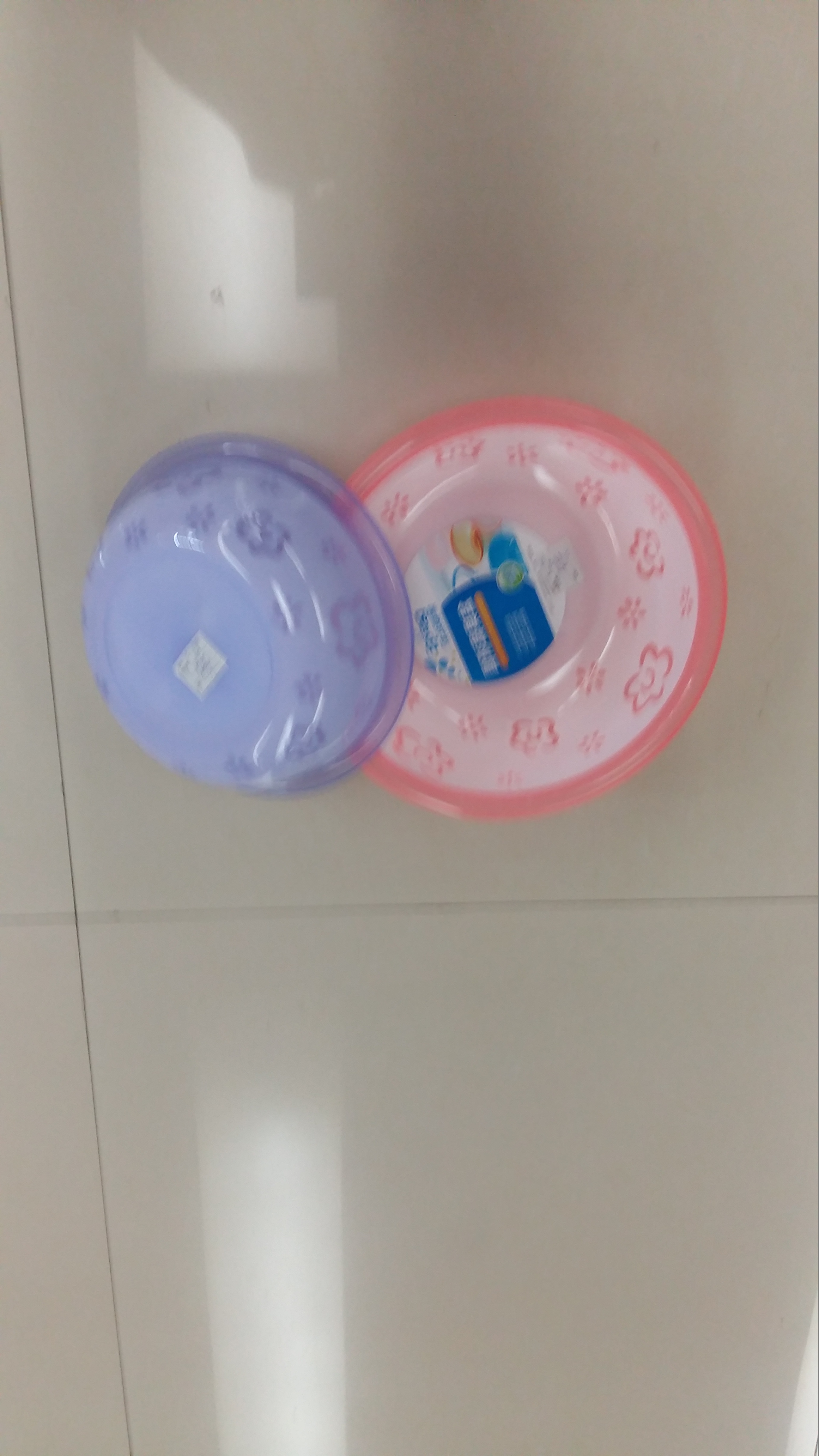 Washbasin plastic basin thickened basin.